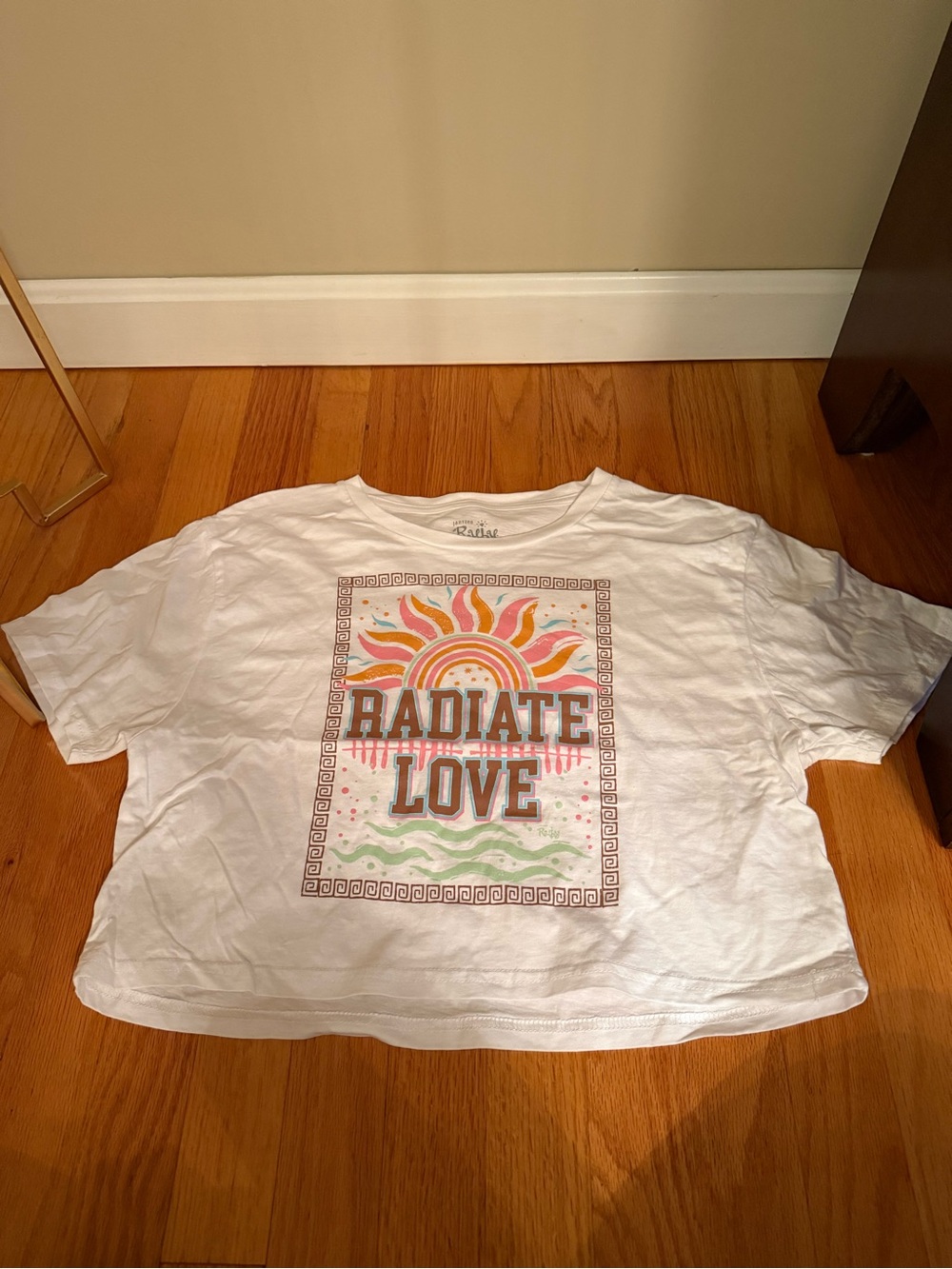 T.J.Maxx White Short Sleeve Tee with Multicolor Sun Graphic